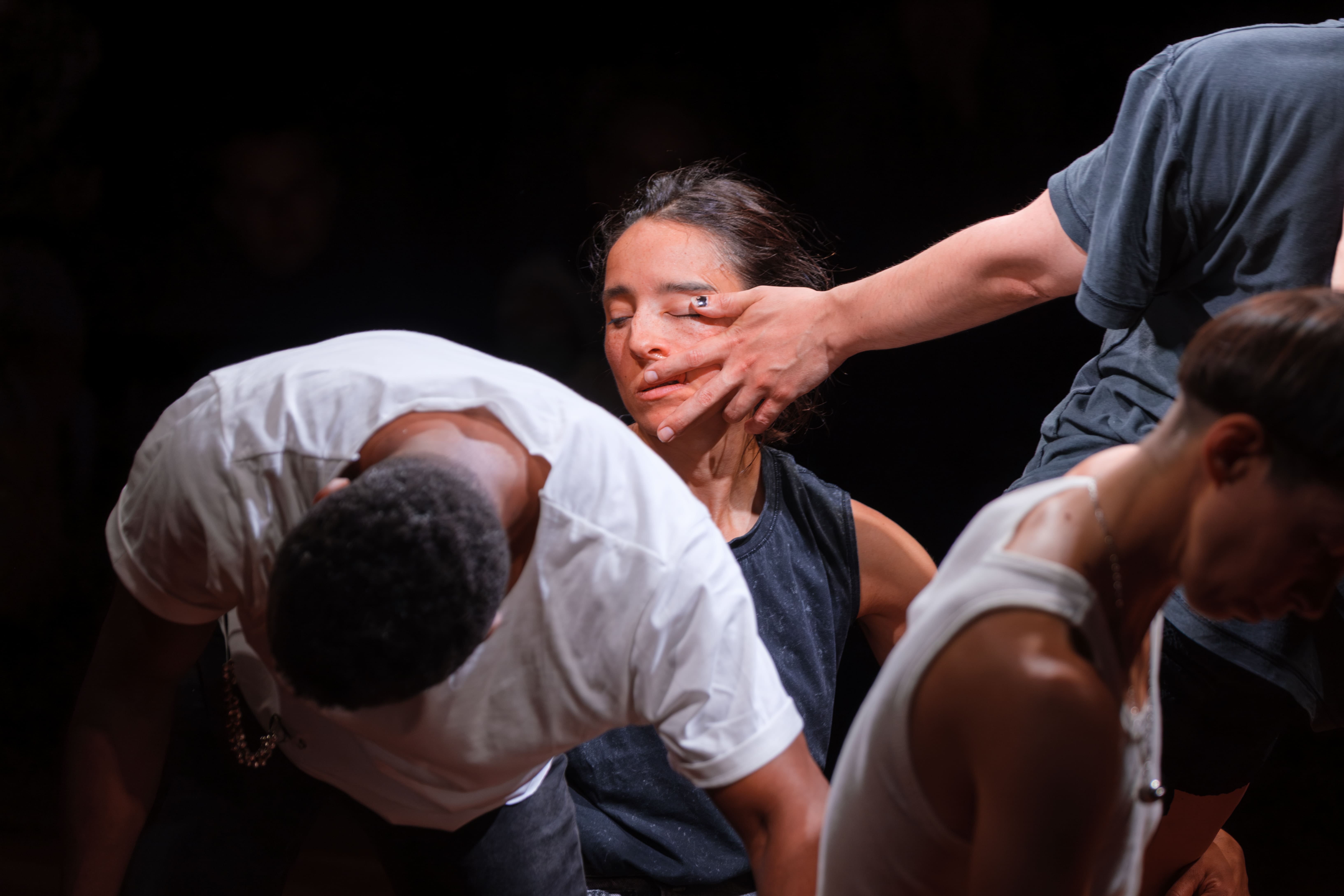 Amparo Gonzalez, light design vinny jones, FOTO Alex Heuvink