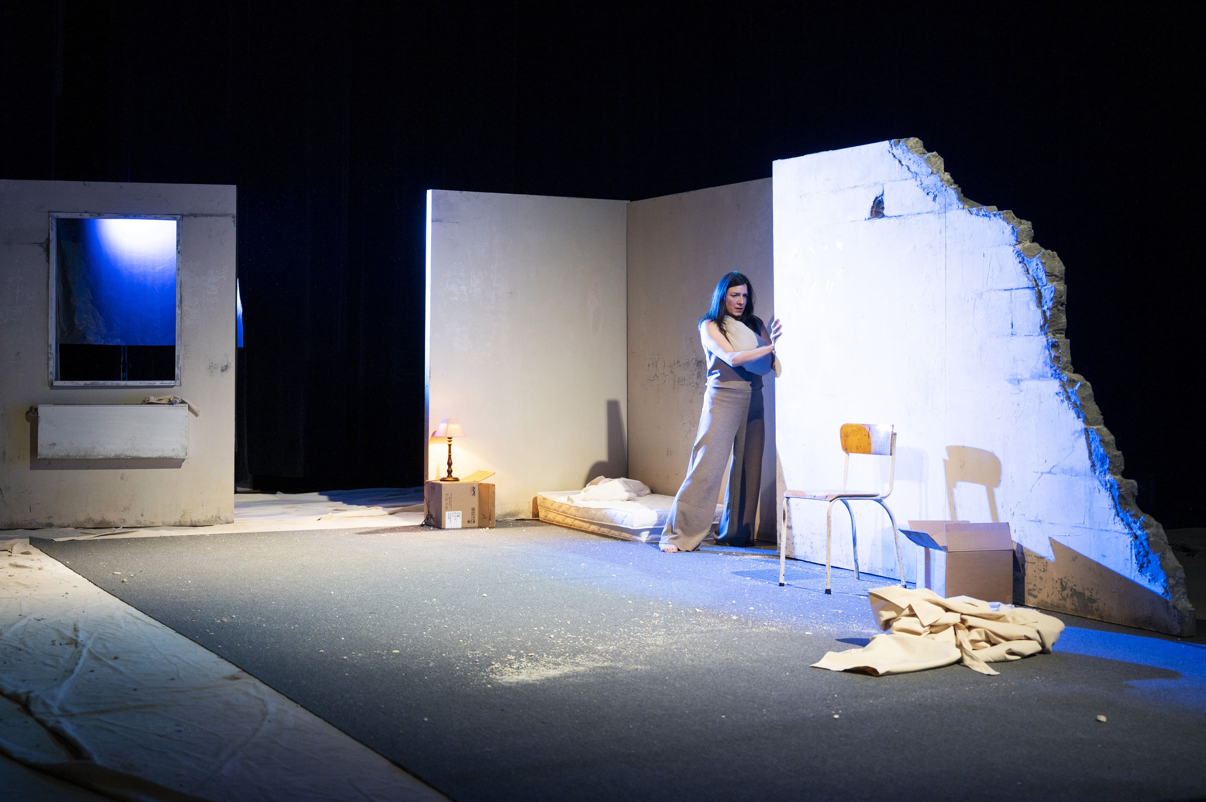 Blue hour, light design vinny jones, foto Karin Jonkers