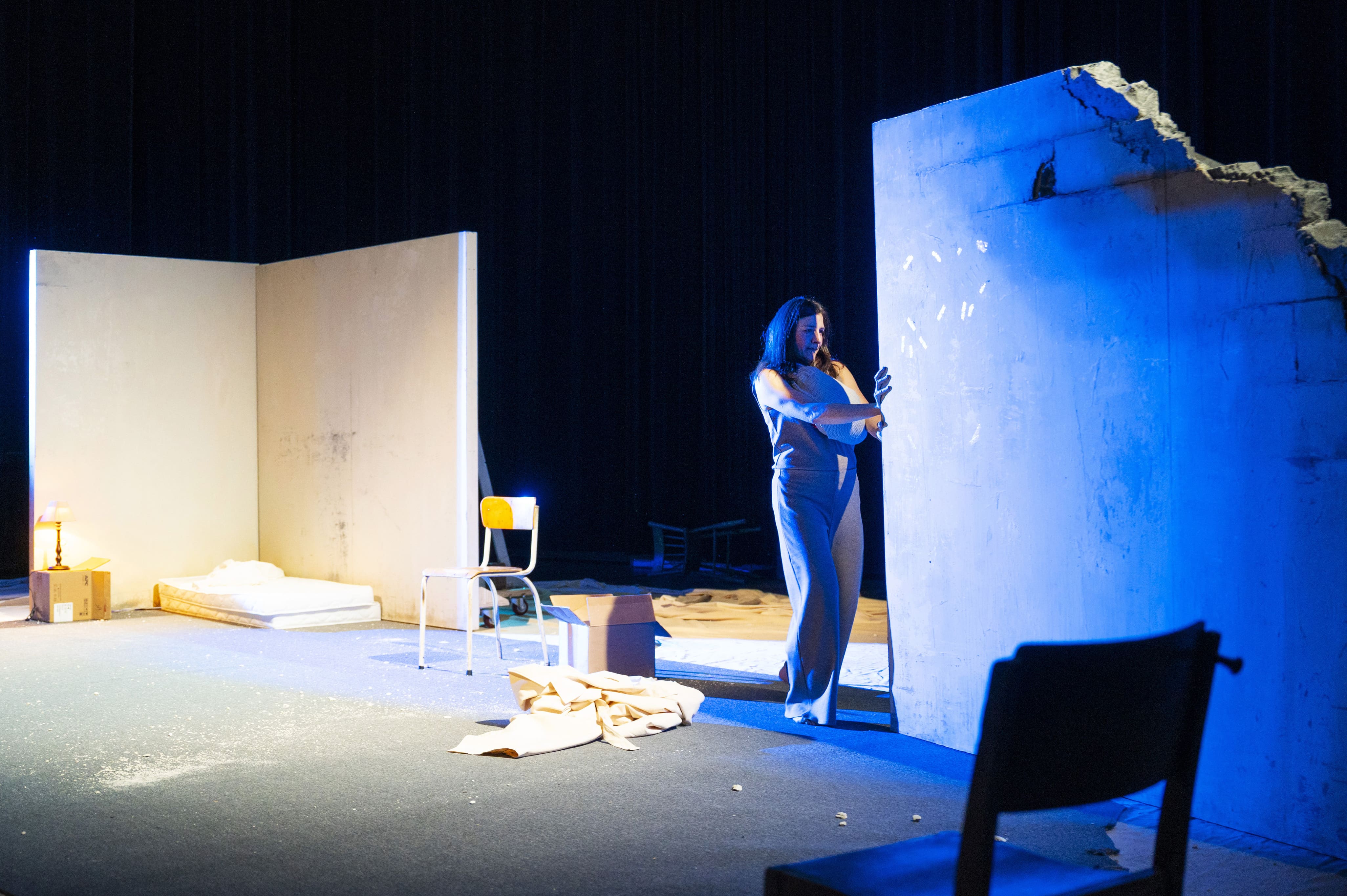 Blue hour, light design vinny jones, foto Karin Jonkers